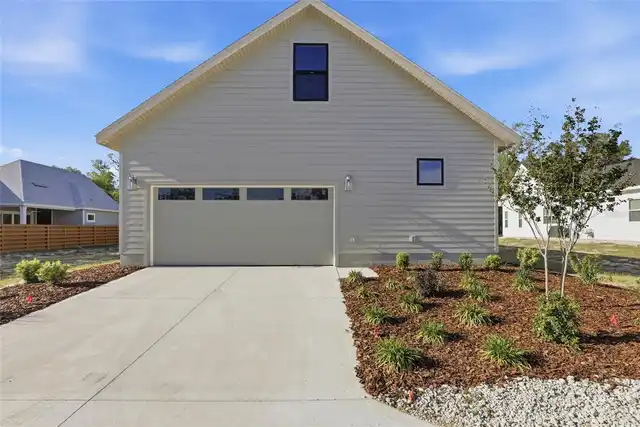 Listing Photo 41