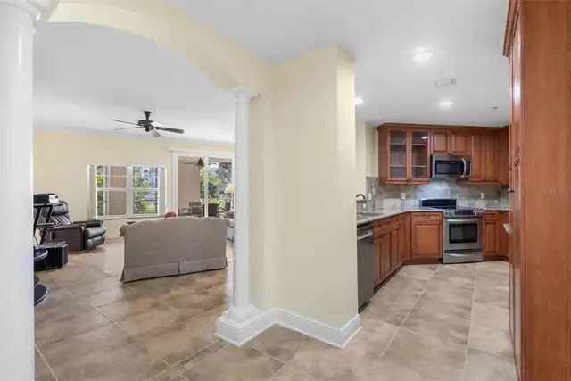 Listing Photo 12