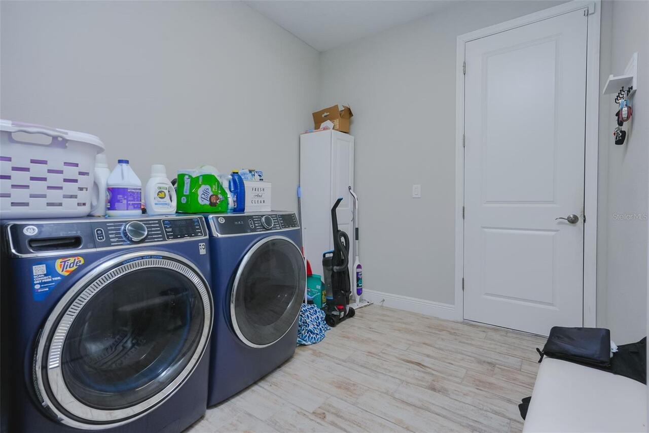 Listing Photo 33