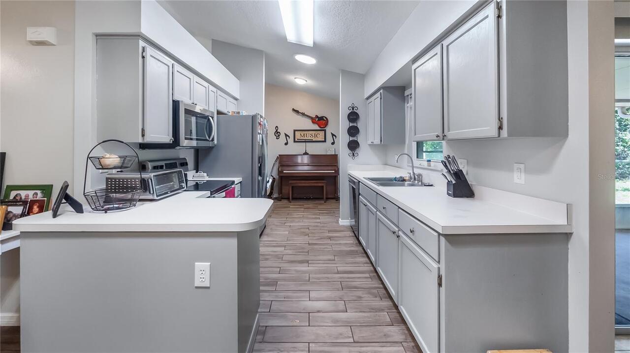 Listing Photo 18
