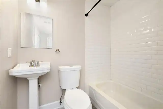 Listing Photo 22