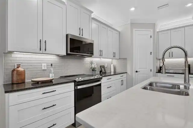 Listing Photo 15