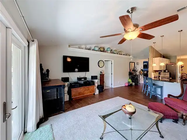 Listing Photo 26