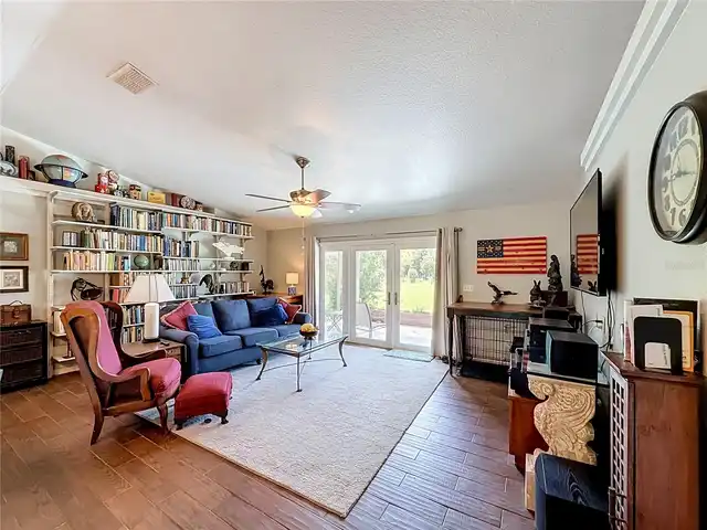 Listing Photo 29