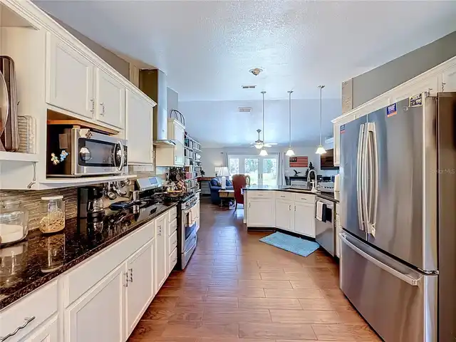 Listing Photo 32
