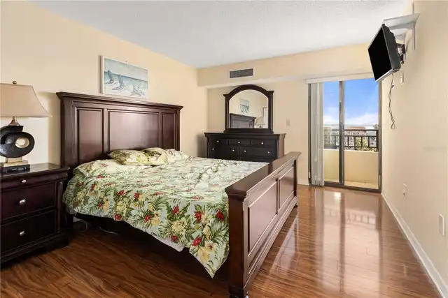 Listing Photo 33
