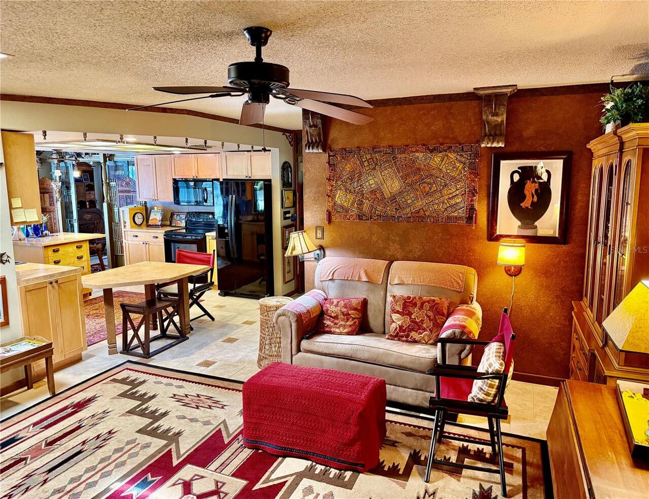 Listing Photo 17