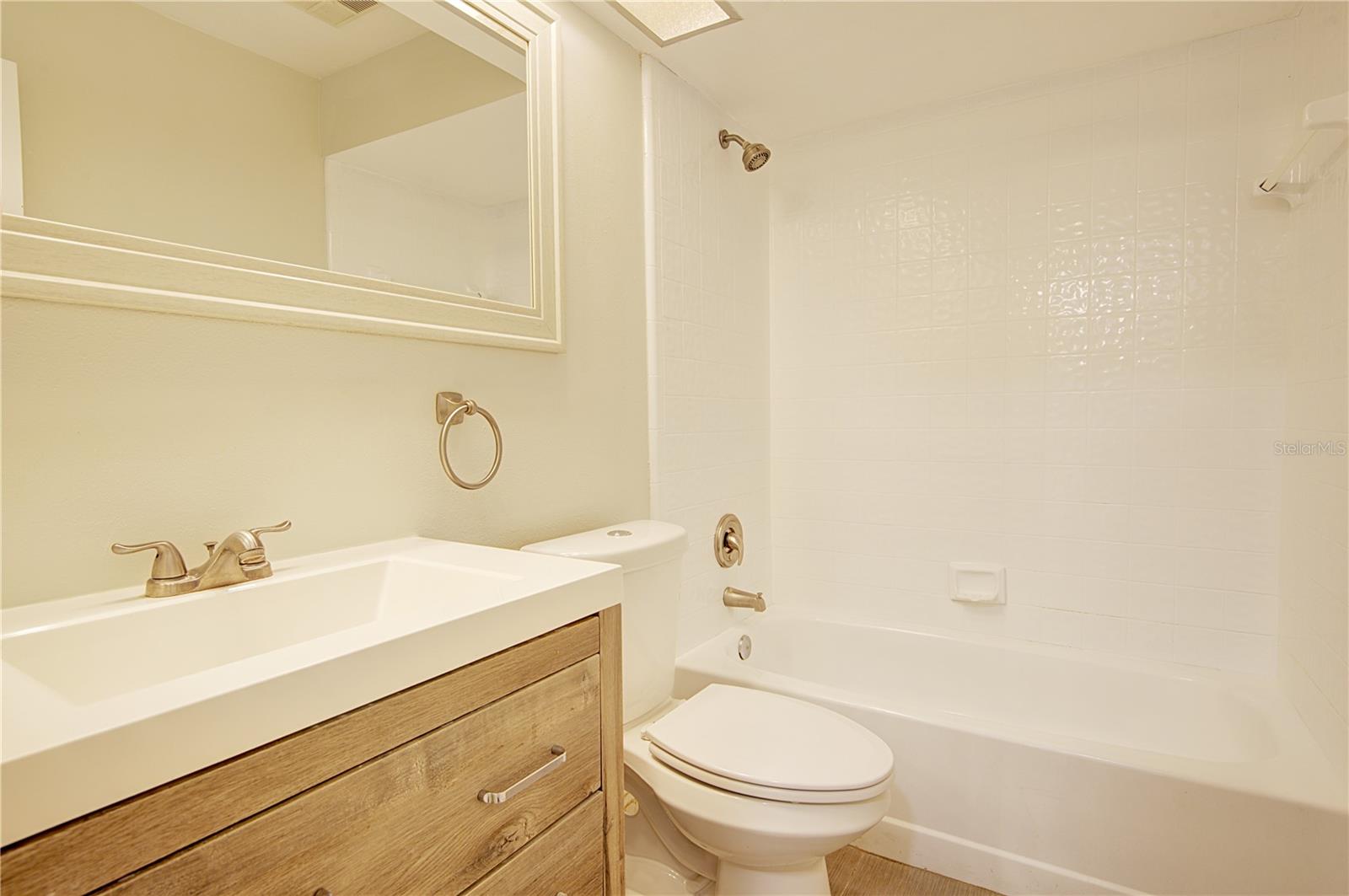 Listing Photo 22