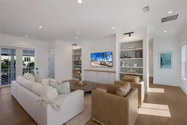 Listing Photo 13