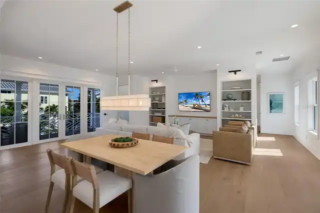 Listing Photo 16