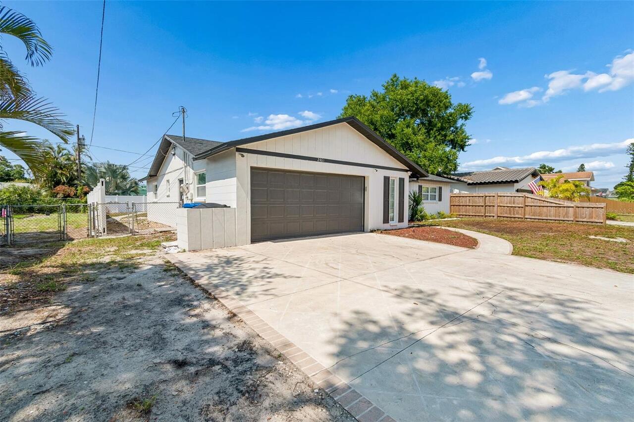 Listing Photo 43