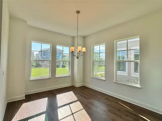 Listing Photo 13