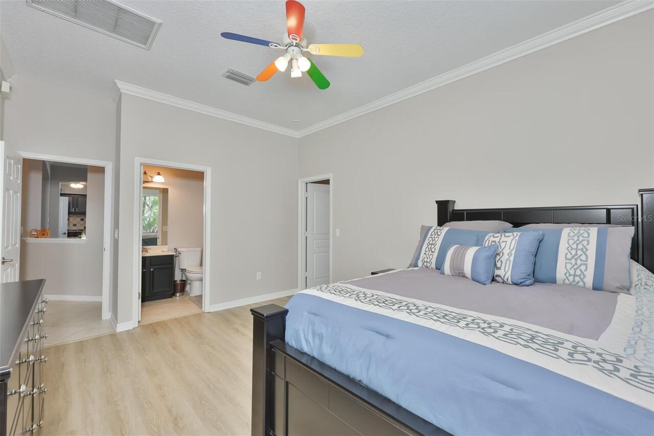 Listing Photo 37