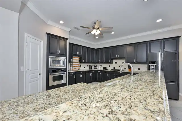 Listing Photo 15