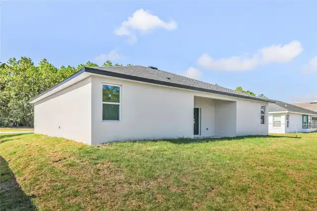 Listing Photo 8