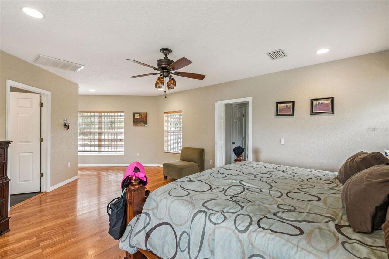 Listing Photo 25