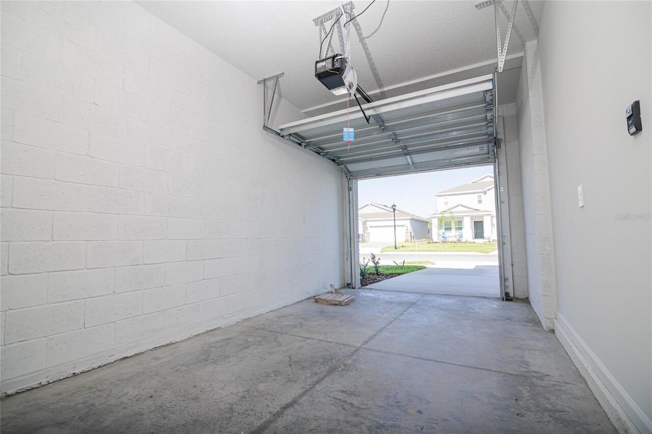Listing Photo 9