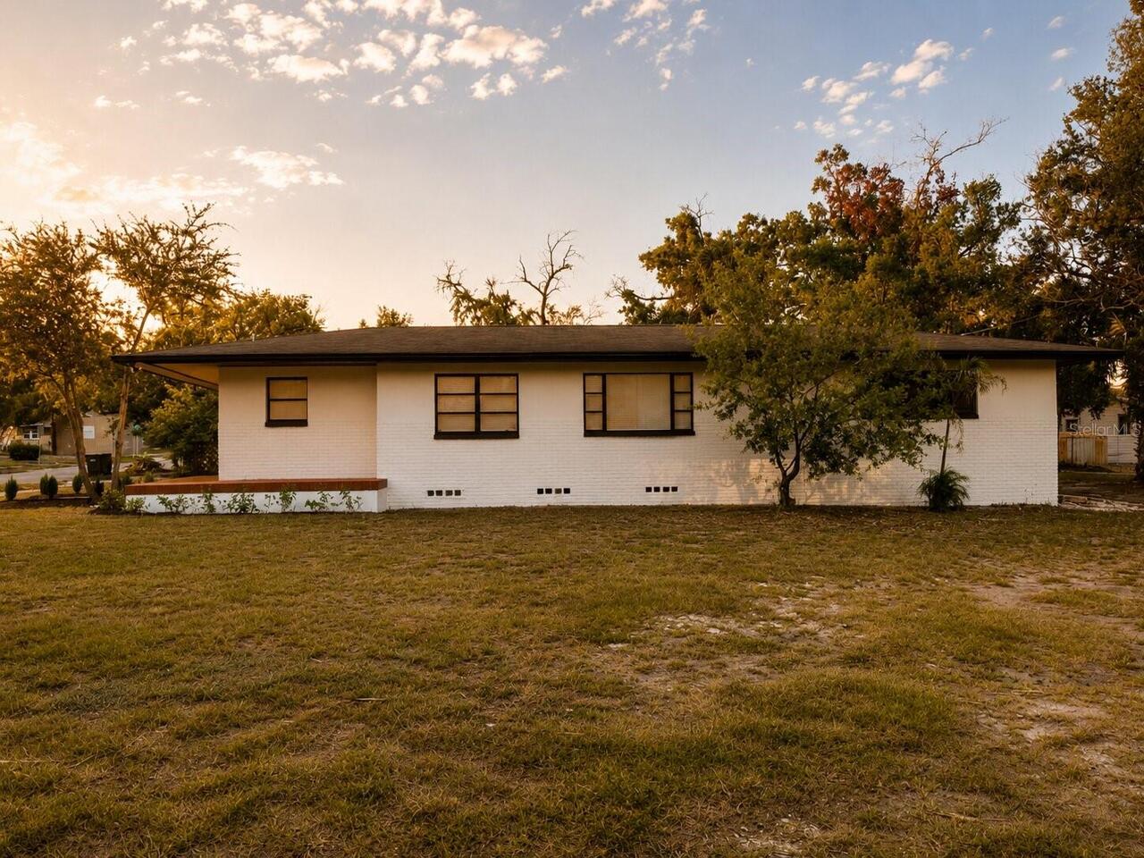 Listing Photo 8