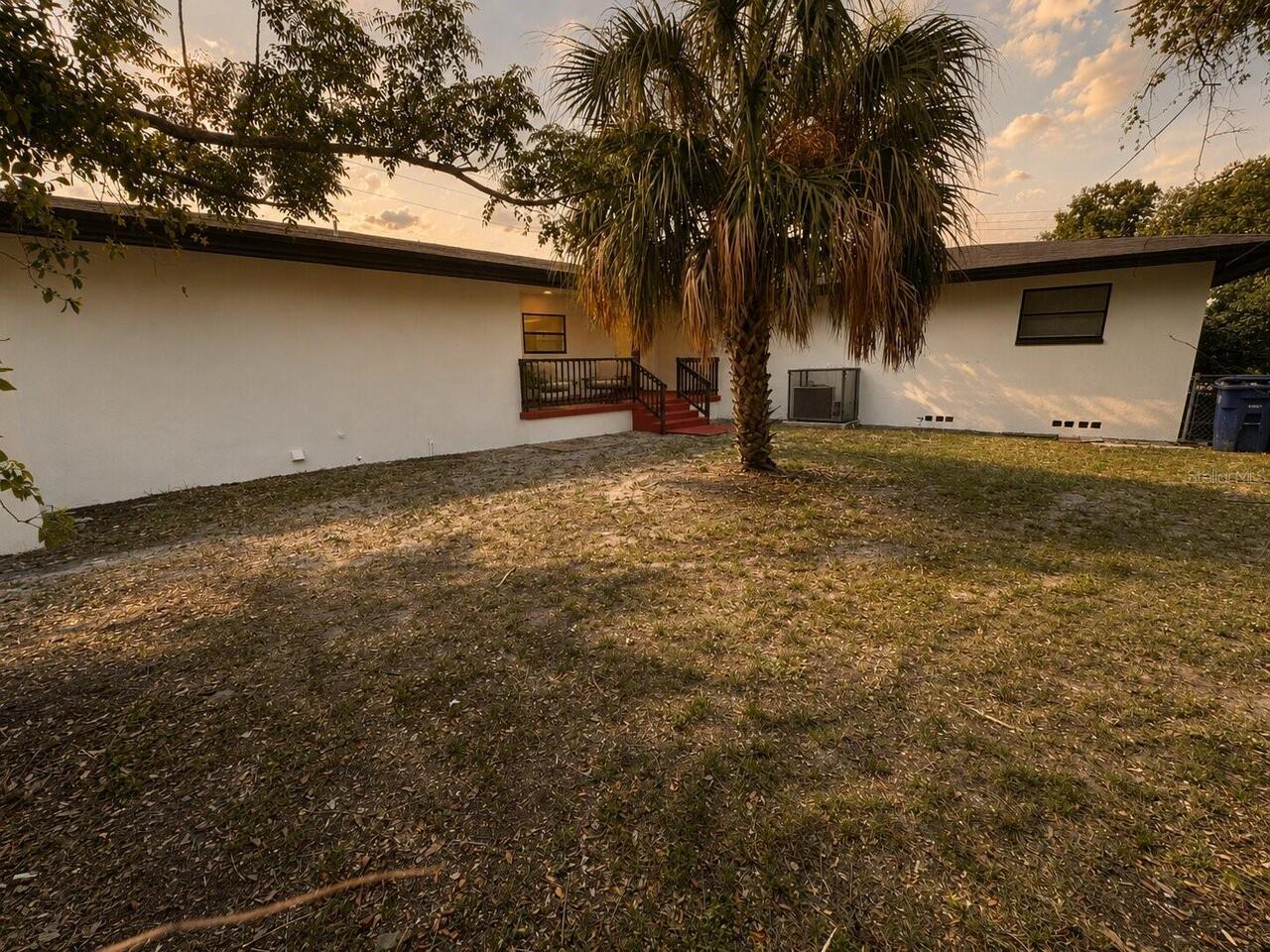 Listing Photo 11