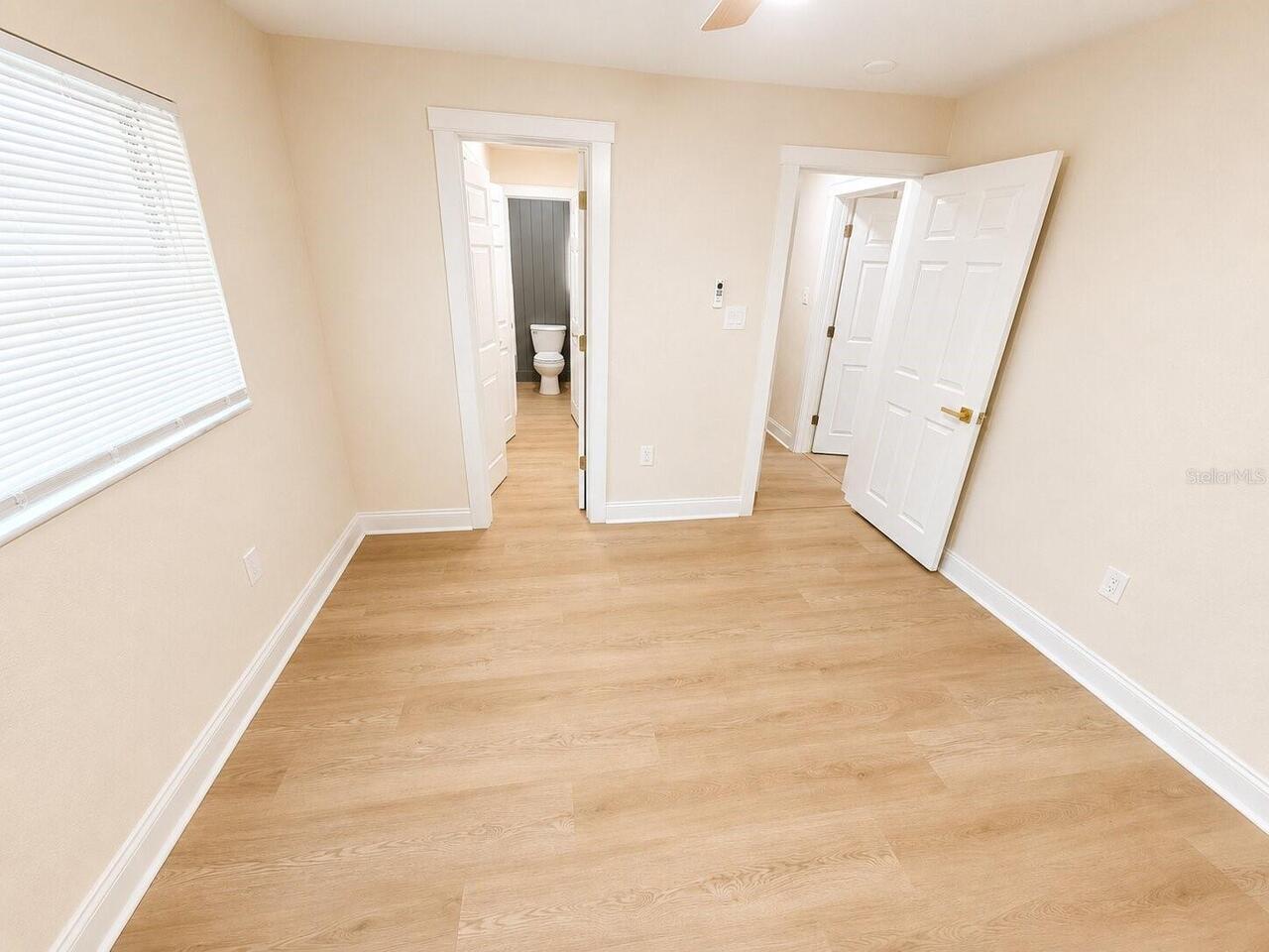 Listing Photo 33