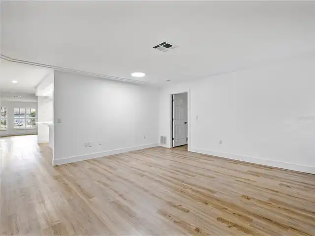 Listing Photo 26