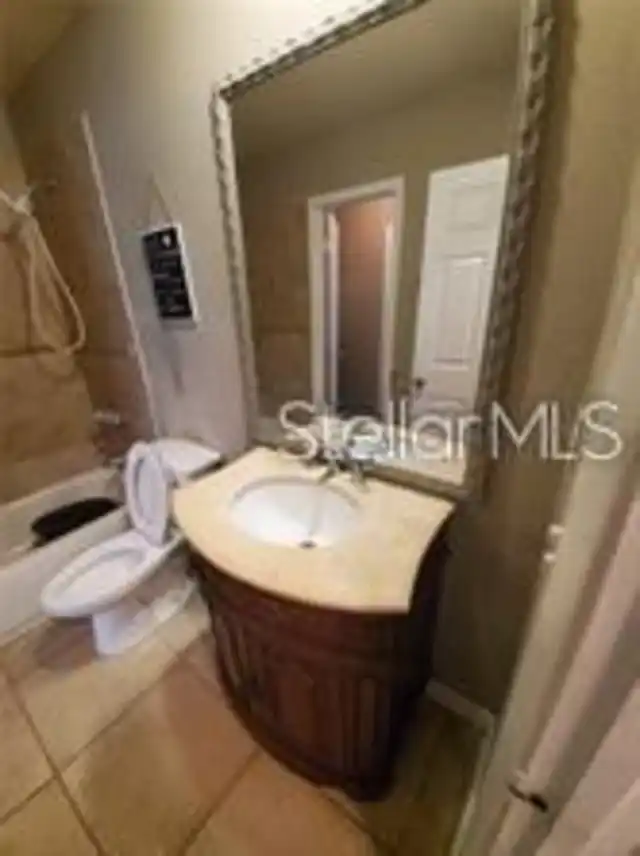 Listing Photo 12