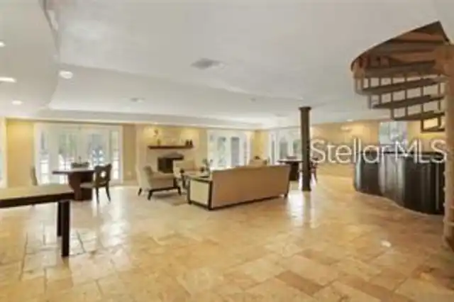 Listing Photo 21
