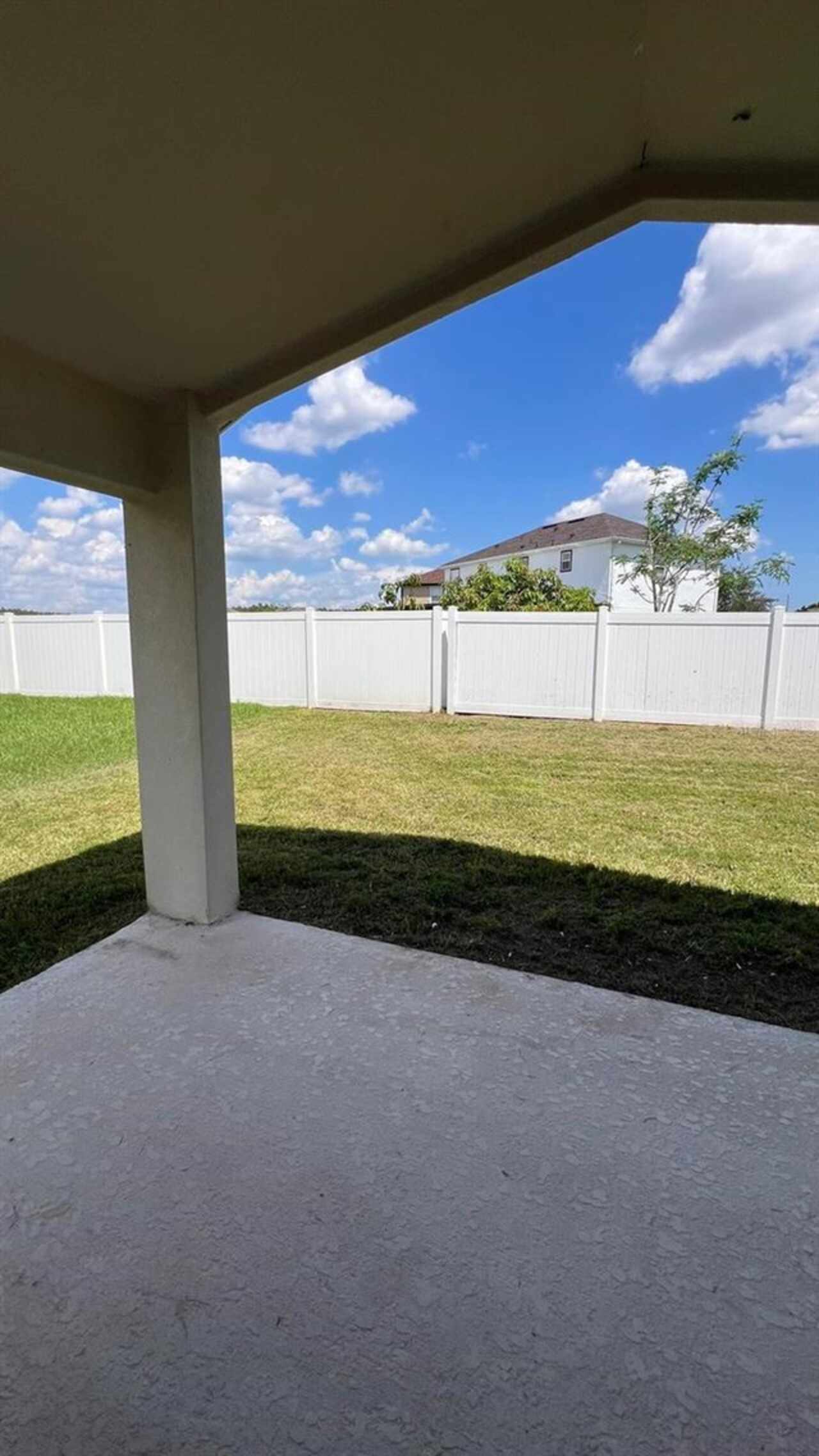 Listing Photo 14
