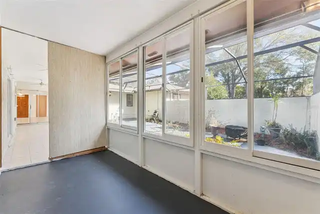 Listing Photo 28