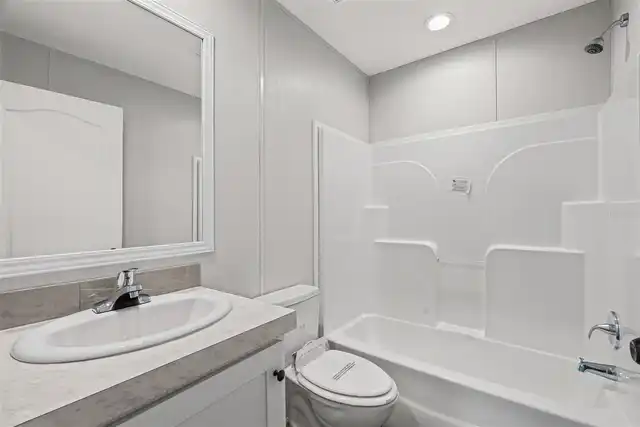 Listing Photo 16