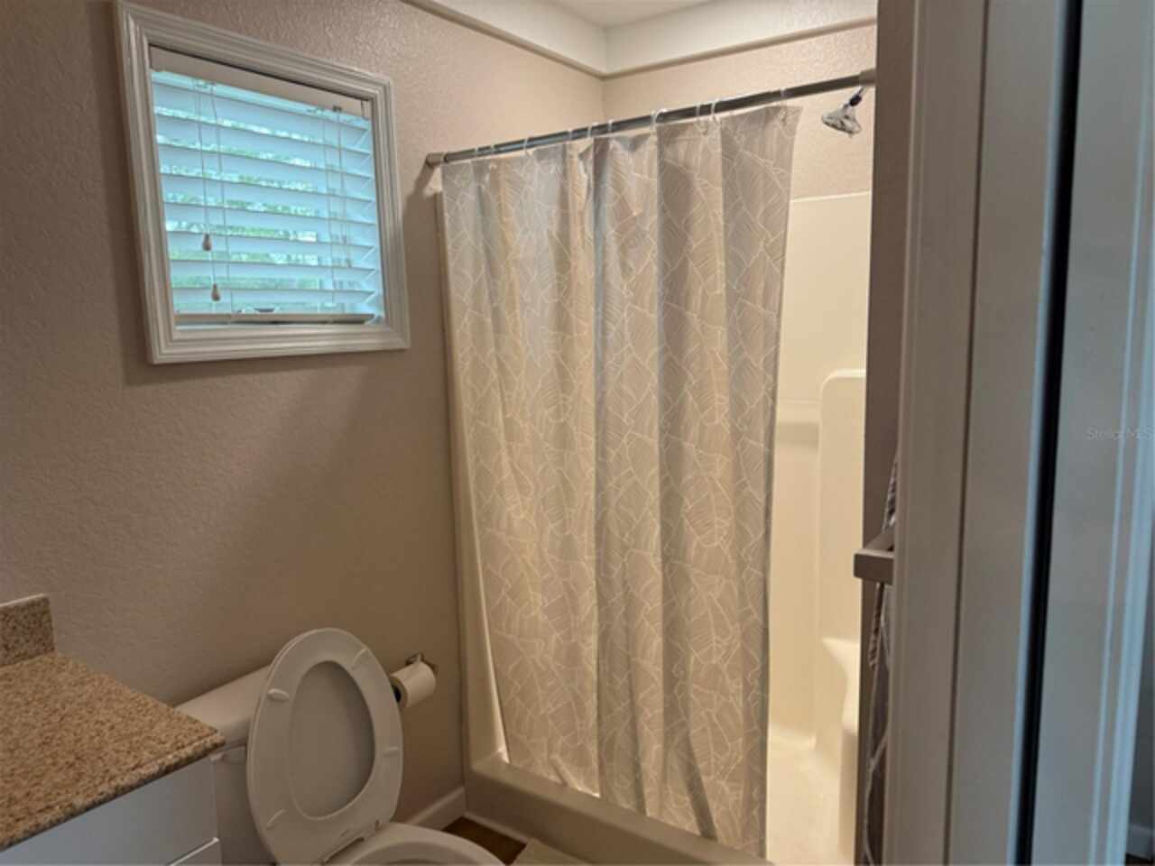 Listing Photo 7