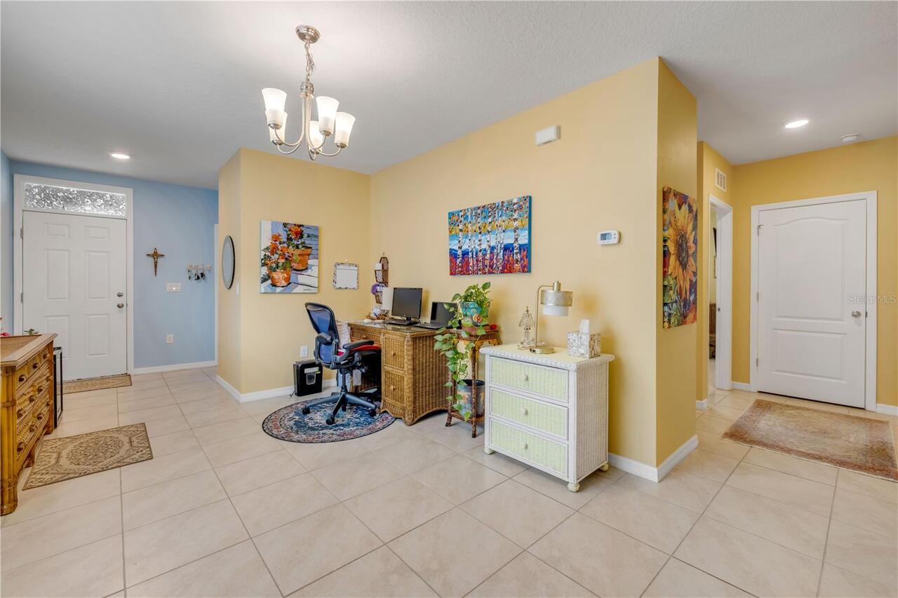 Listing Photo 10