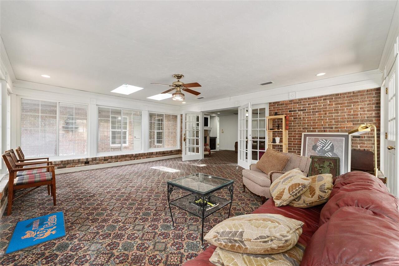 Listing Photo 14
