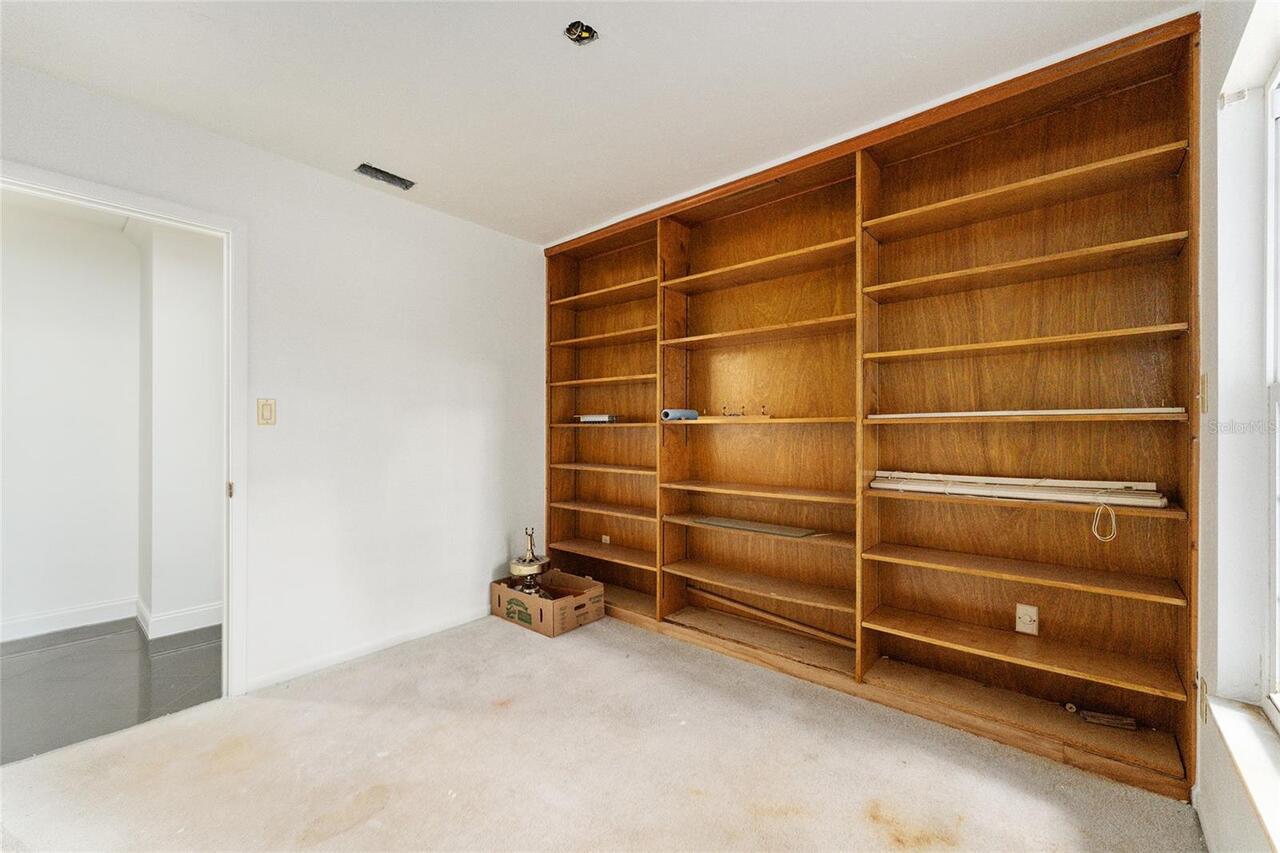 Listing Photo 17