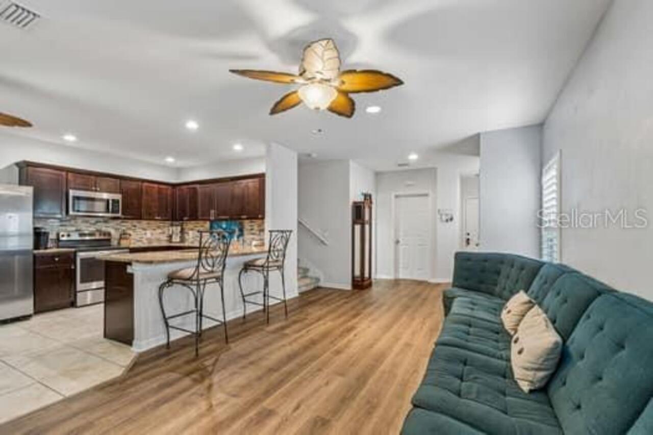 Listing Photo 17