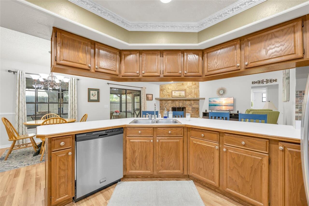 Listing Photo 8