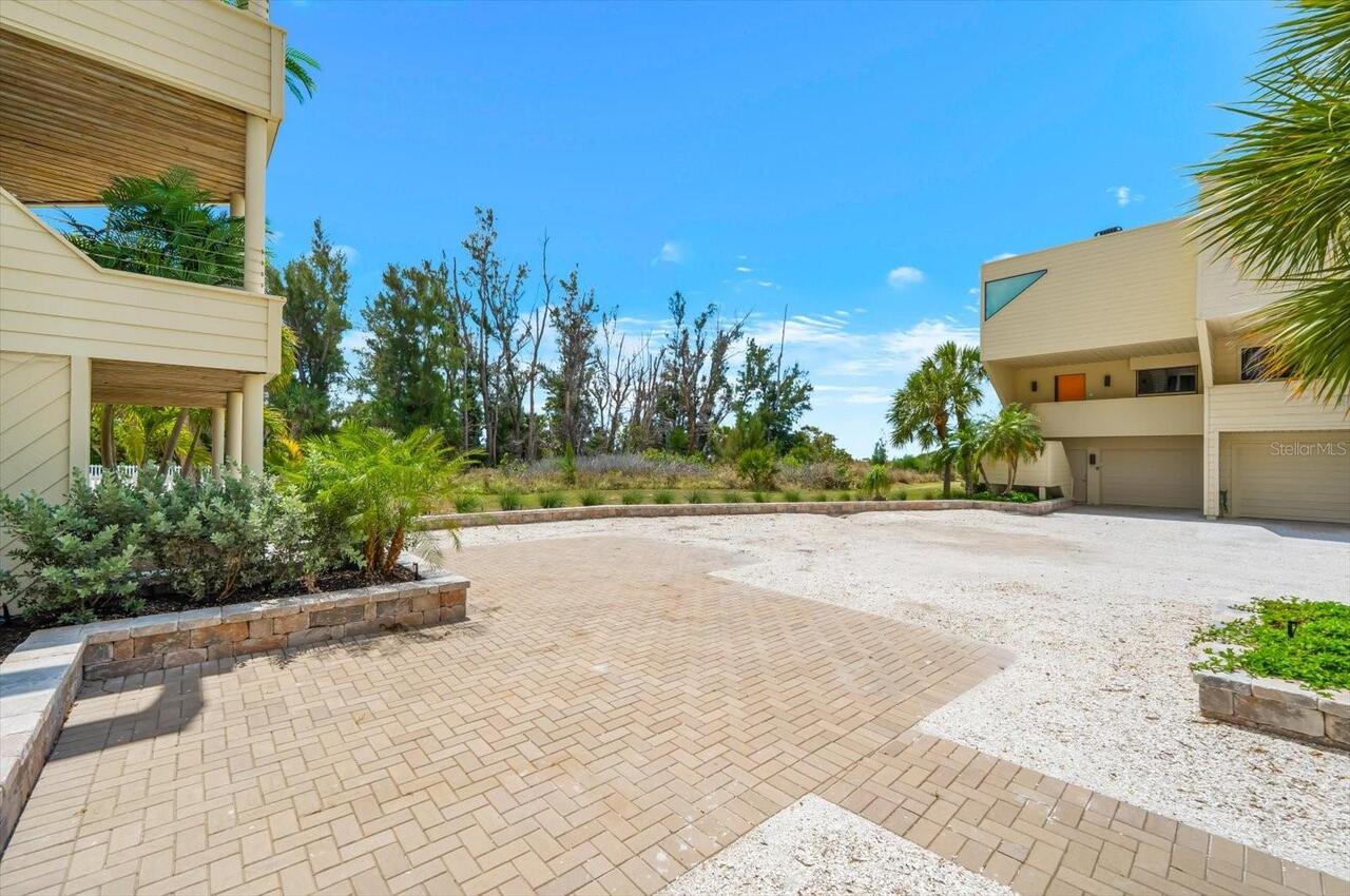 Listing Photo 68