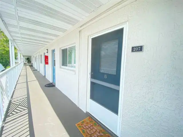 Listing Photo 17