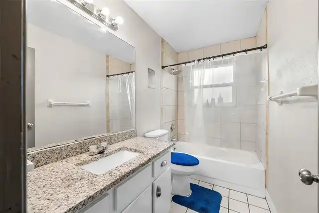 Listing Photo 12