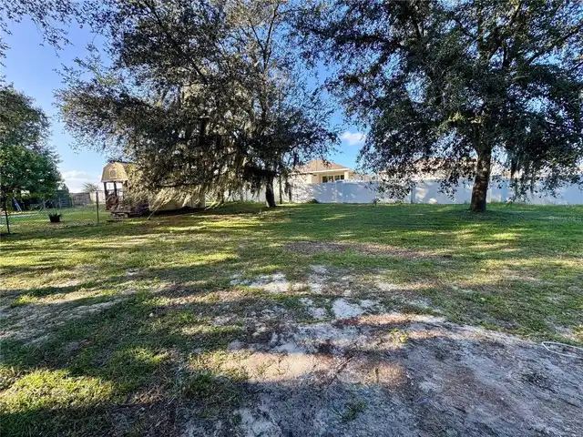 Listing Photo 14
