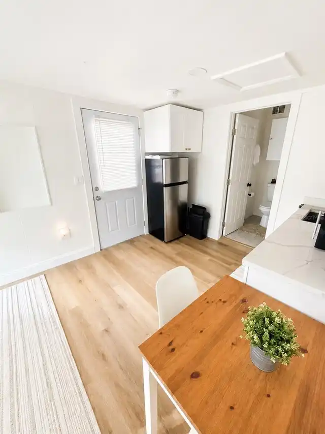 Listing Photo 33