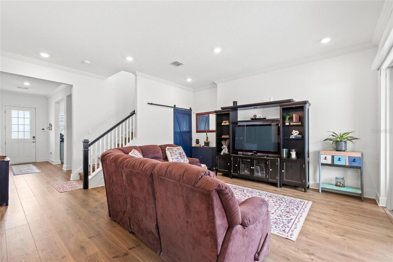 Listing Photo 9