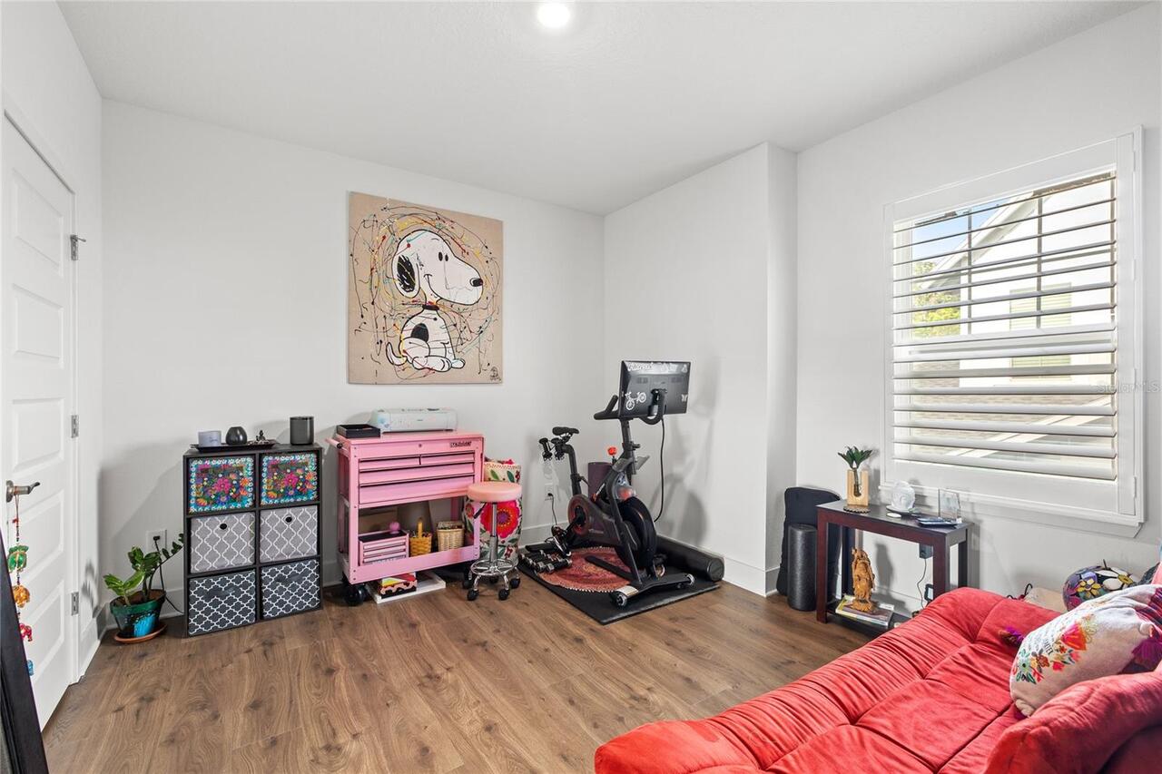 Listing Photo 17