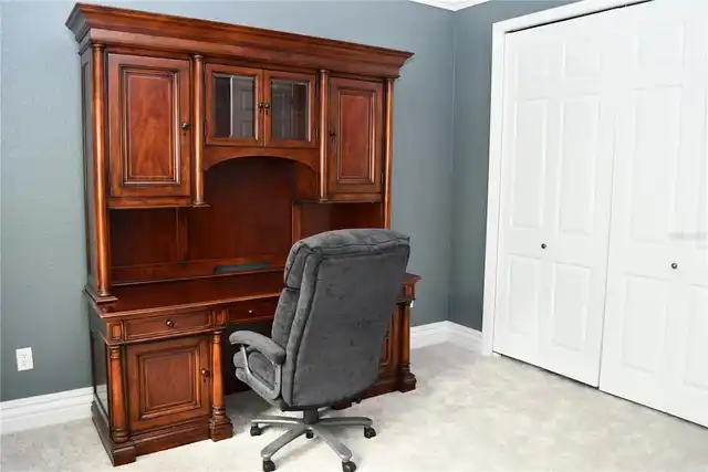Listing Photo 11