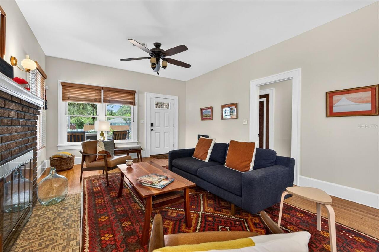 Listing Photo 8