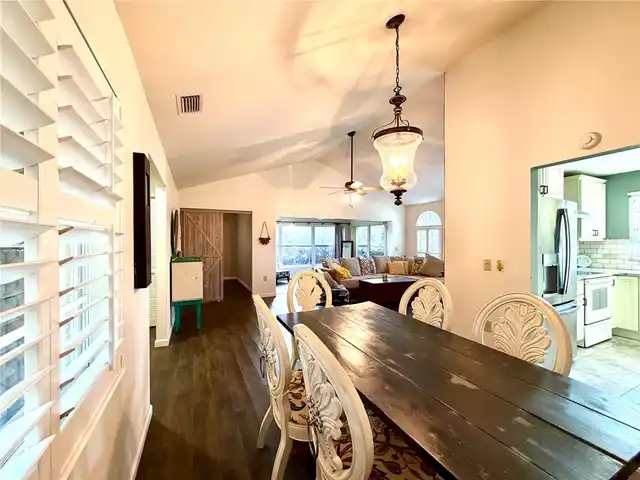 Listing Photo 7