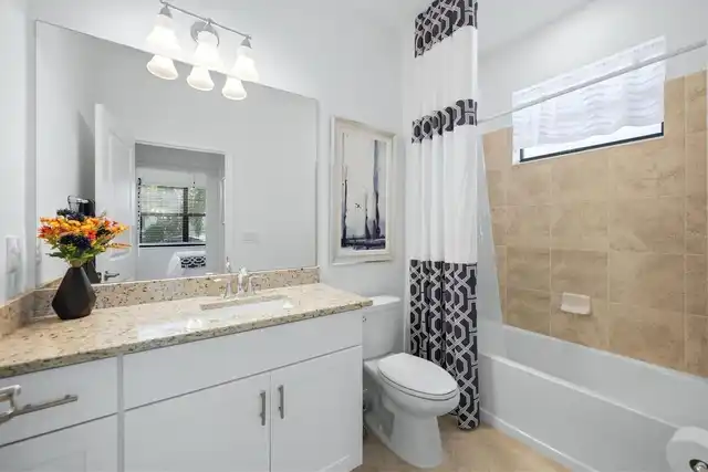 Listing Photo 15