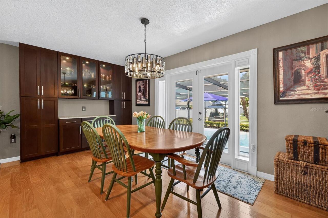 Listing Photo 10