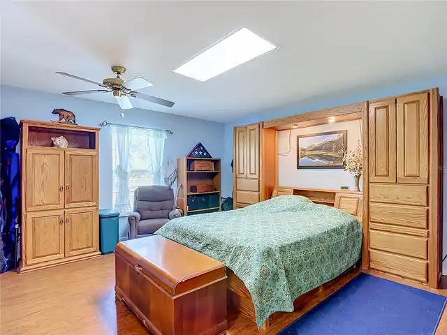 Listing Photo 43