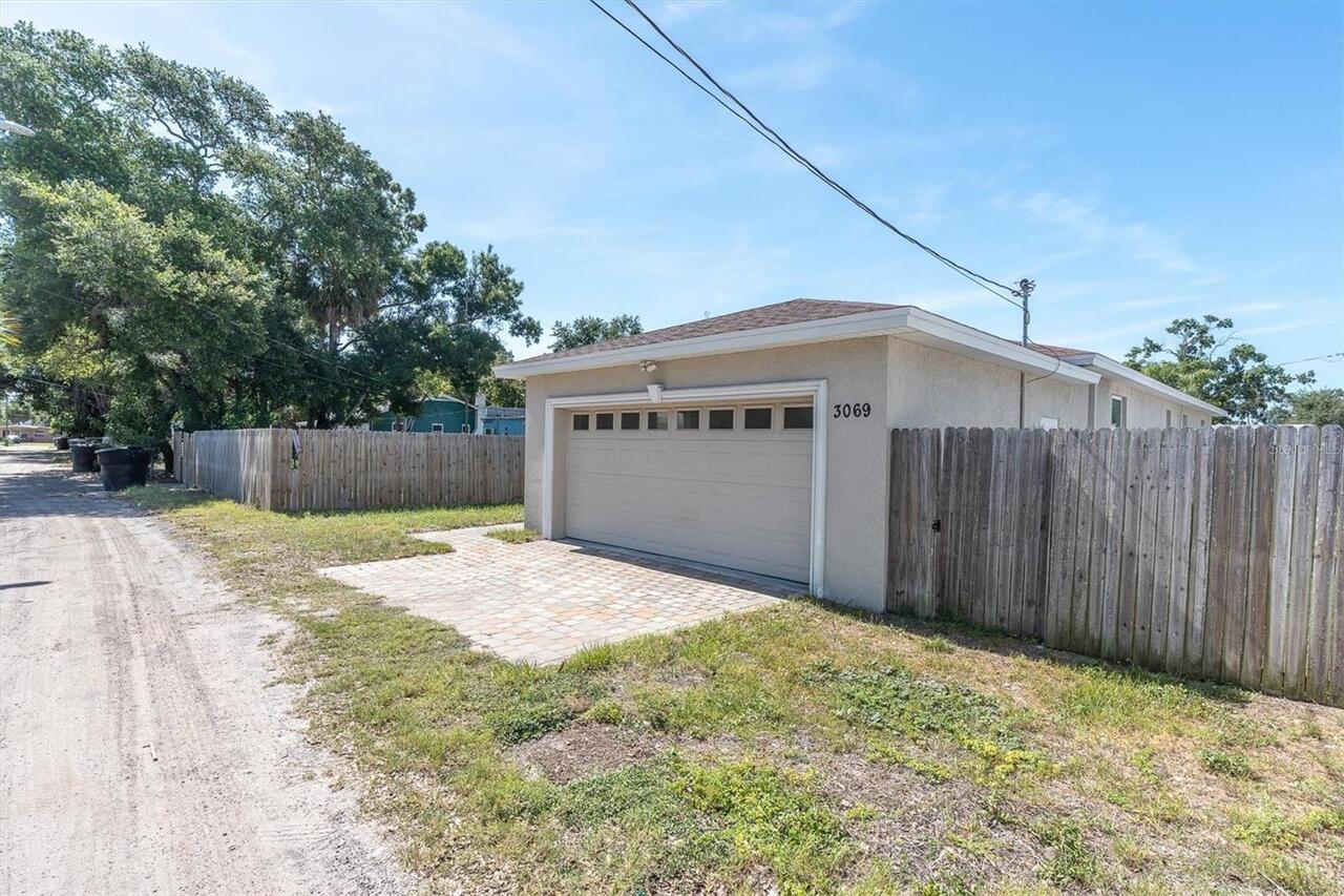 Listing Photo 28